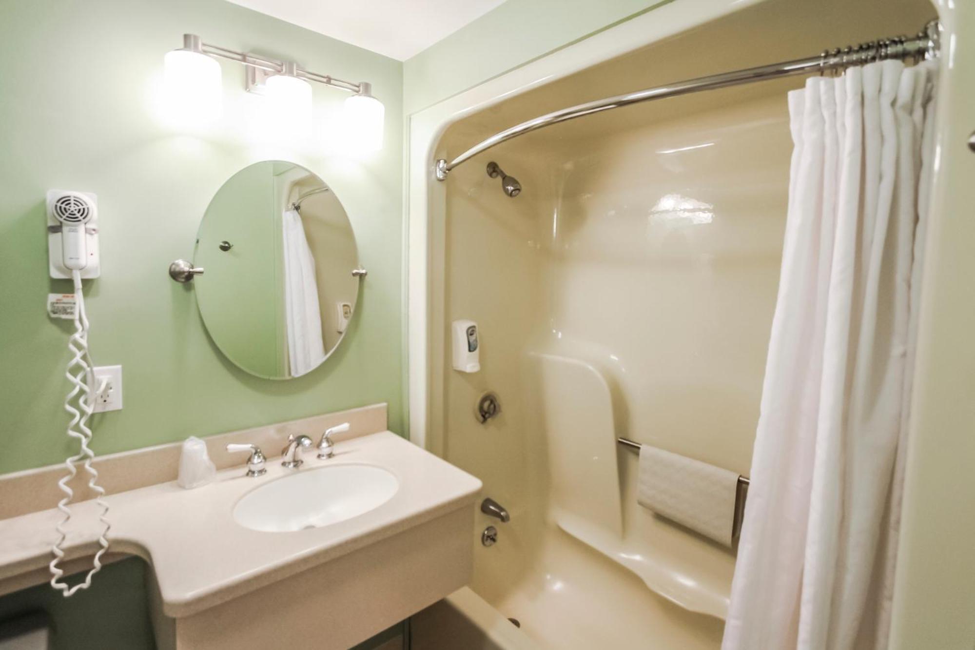 Holly Tree Resort Уэст-Ярмут Экстерьер фото
